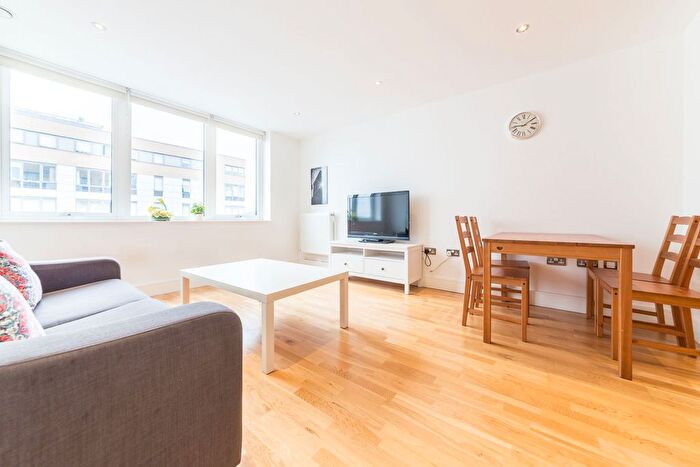 1 Bedroom Flat To Rent In Dowells Street, Greenwich, SE10