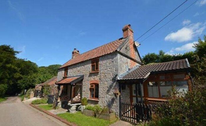 2 Bedroom Detached House For Sale In Canada Coombe, Hutton, BS24