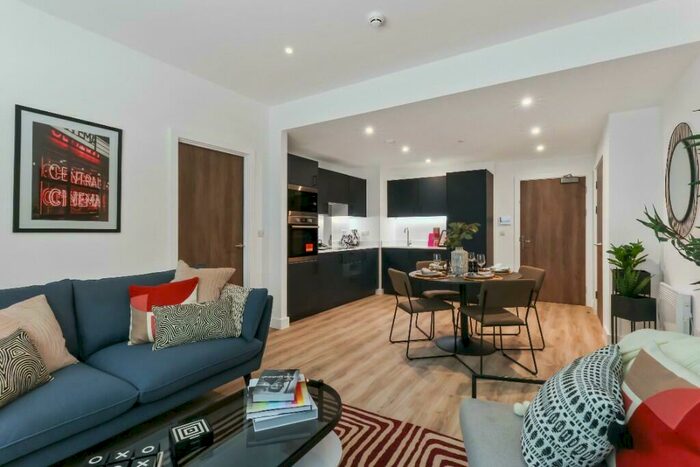 2 Bedroom Apartment To Rent In St Ceilia Street, Leeds, Leeds, West Yorkshire, LS2