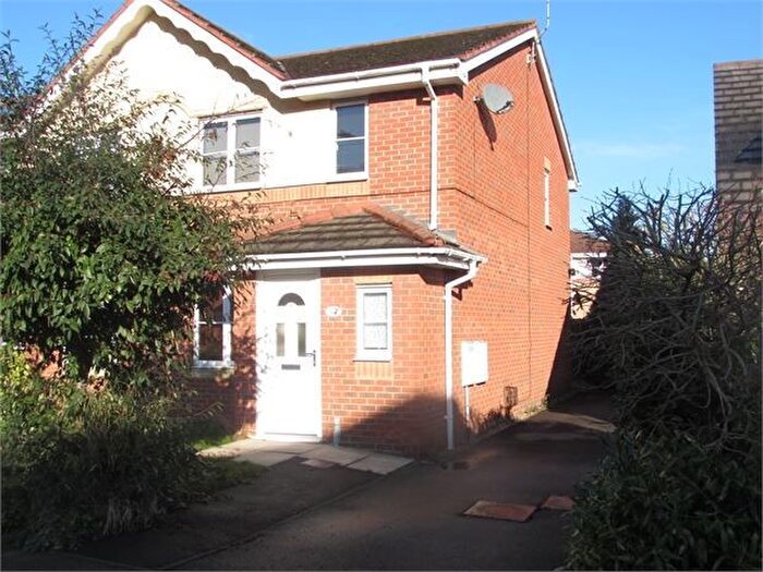 3 Bedroom Semi Detached House For Sale In Moat House Way, Conisbrough, DN12