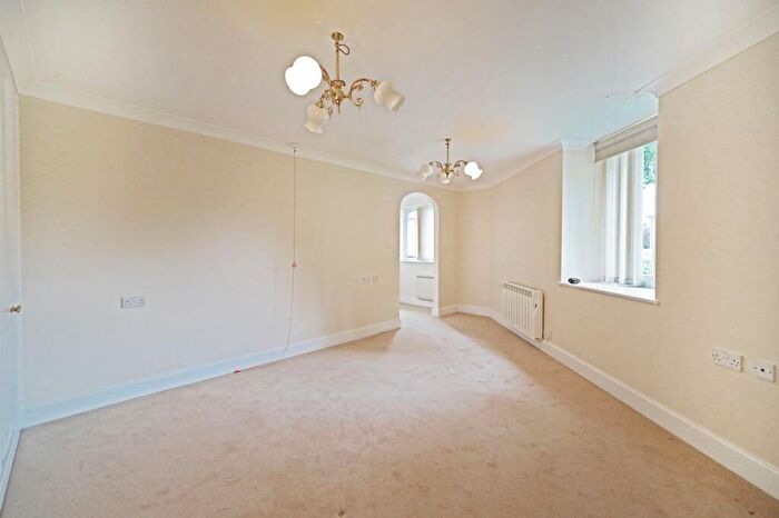 2 Bedroom Cottage For Sale In Bushell Drive, Solihull, B91