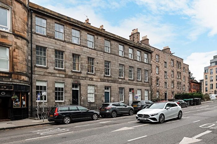 4 Bedroom Flat To Rent In Morrison Street, Haymarket, Edinburgh, EH3