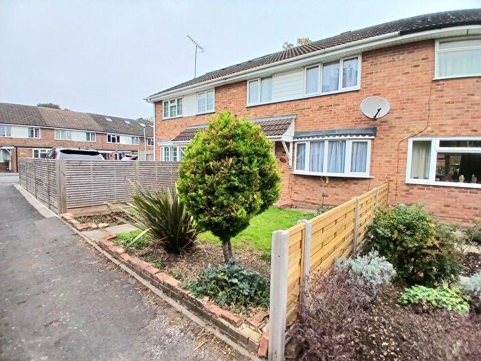 3 Bedroom House To Rent In Burghley Close, Stevenage, SG2