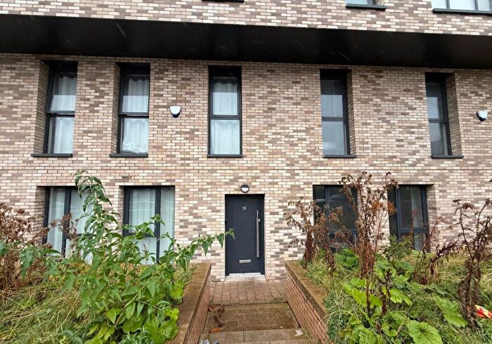 3 Bedroom Town House For Sale In Block B, Duncan Street, Salford, Salford, M5