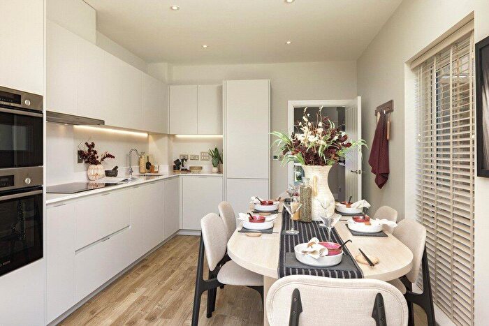 4 Bedroom Terraced House For Sale In Worts Causeway, Cambridge, CB1