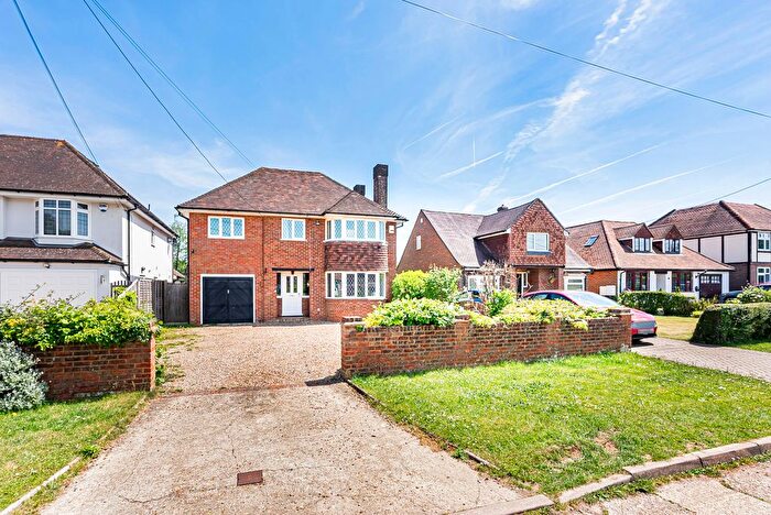 5 Bedroom Detached House For Sale In Sunnymede Avenue, Chesham, HP5