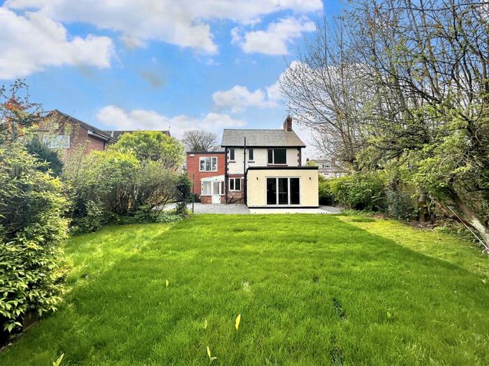 4 Bedroom House To Rent In Moor End Terrace, Belmont, DH1