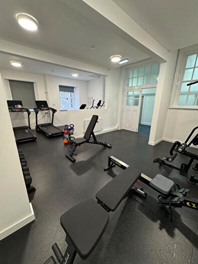 1 Bedroom Studio To Rent In Fenham Hall Drive, Newcastle Upon Tyne, NE4