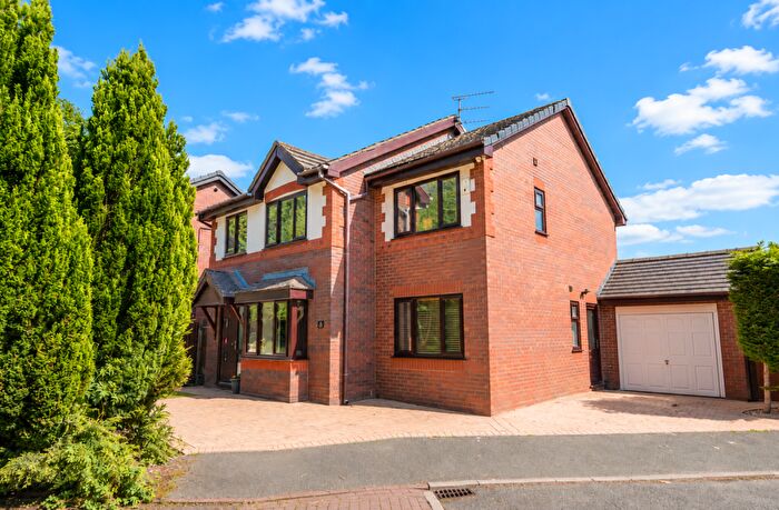 5 Bedroom Detached House For Sale In Foxwood Drive, Kirkham, Preston, PR4