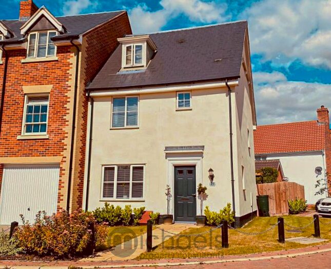 3 Bedroom End Of Terrace House To Rent In Wilfreds Way, Brightlingsea, Colchester, CO7