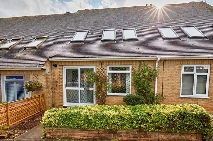3 Bedroom Terraced House For Sale In Tower Hill, Witney, OX28