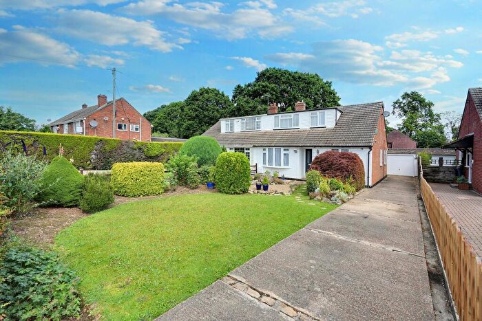 4 Bedroom Semi-Detached Bungalow For Sale In Charlesford Avenue, Kingswood, ME17