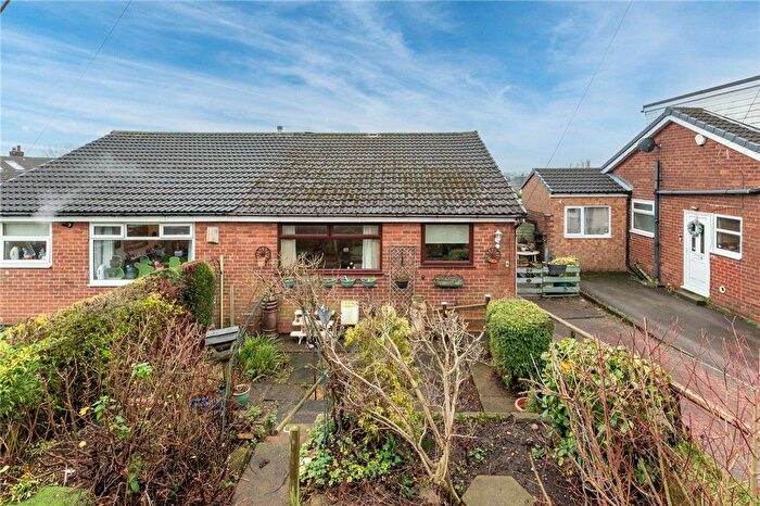 2 Bedroom Bungalow For Sale In Rein Mews, Tingley, Wakefield, West Yorkshire, WF3