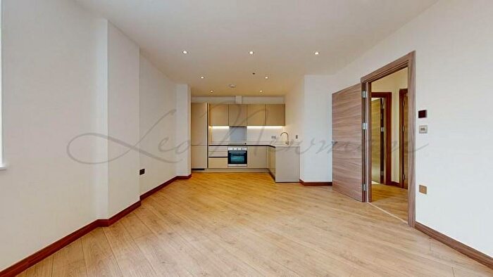 2 Bedroom Flat To Rent In King's House, Widmore Road, Bromley, BR1