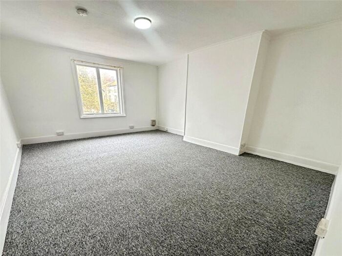 2 Bedroom Maisonette To Rent In The Strand, Exmouth, Devon, EX8