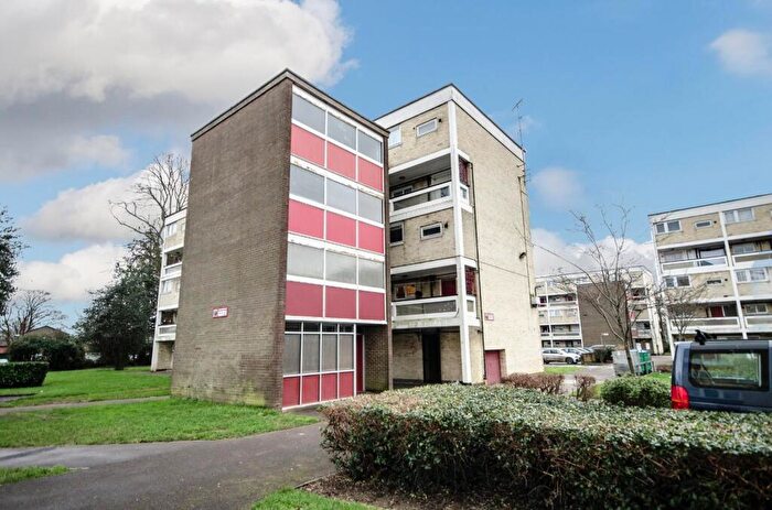 2 Bedroom Maisonette For Sale In Wavell Road, Southampton, City Of Southampton, SO18