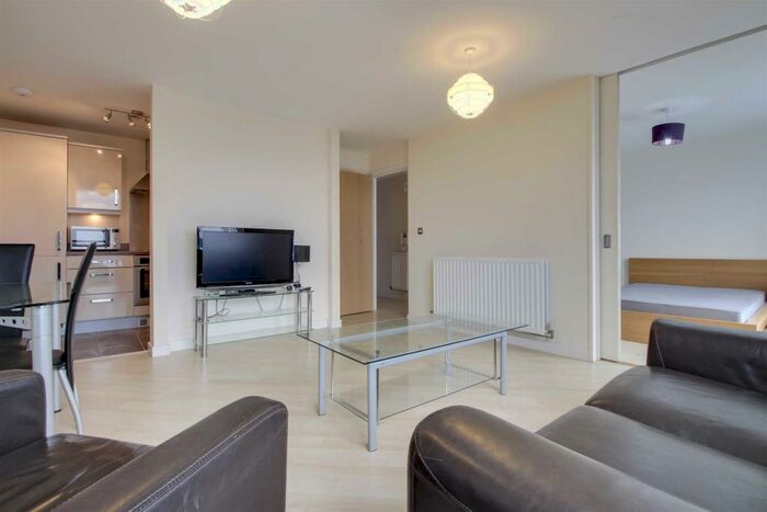 1 Bedroom Apartment To Rent In Manhattan House, Central Milton Keynes, MK9