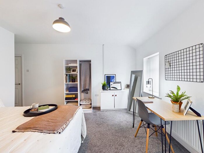 4 Bedroom Flat To Rent In Kensington, Liverpool, L7