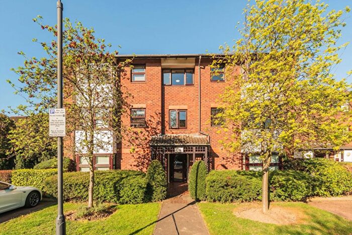 Studio To Rent In Mayfield Road, Shepherds Bush, W12