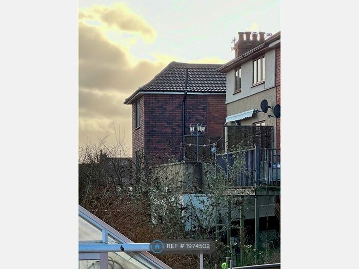 1 Bedroom Flat To Rent In Knowle, Knowle, Bristol, BS4