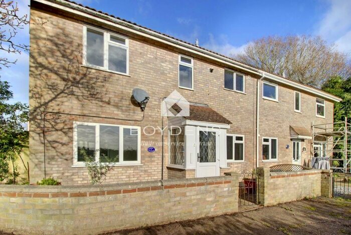 3 Bedroom Semi-Detached House To Rent In West Bergholt, Colchester, Essex, CO6