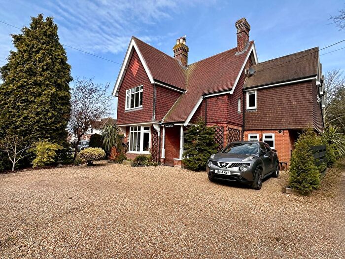4 Bedroom Detached House For Sale In Ninfield Road, Bexhill-On-Sea, TN39