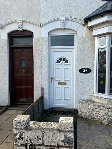 2 Bedroom House To Rent In Gladys Road, Birmingham, B67