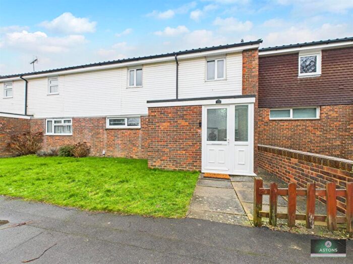 3 Bedroom Terraced House For Sale In Argus Walk, Bewbush, RH11
