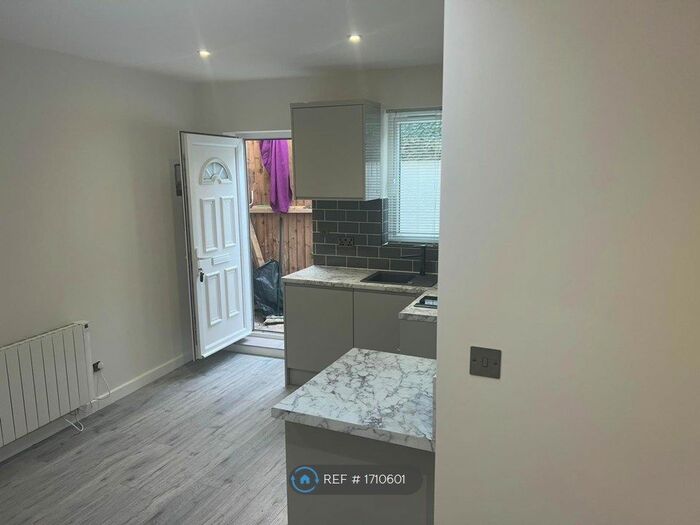 Studio To Rent In Studio Ringwood Avenue, Croydon, CR0