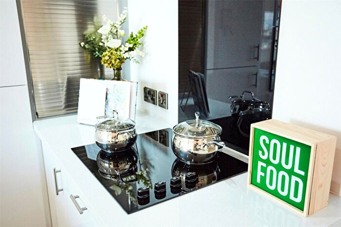 1 Bedroom Flat To Rent In The Terrace, Plaza Boulevard, Liverpool, L8