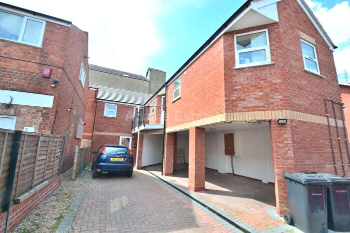 5 Bedroom Block Of Apartments For Sale In Cumberland Road, Reading, RG1