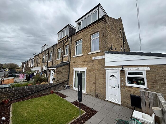 2 Bedroom End Of Terrace House For Sale In Fletton Terrace, Bradford, BD2