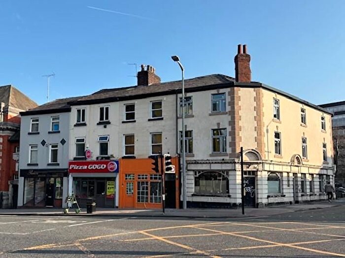 1 Bedroom Flat To Rent In (Flat A), Wellington Road South, Stockport, SK1