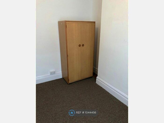 2 Bedroom Terraced House To Rent In Ruth Square, Sheffield, S10