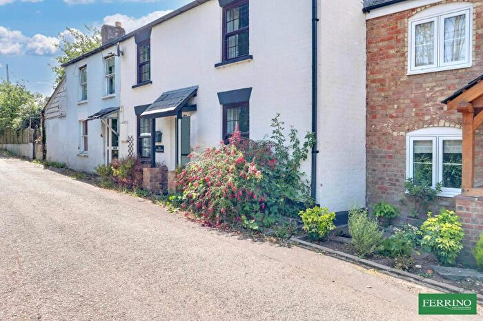 3 Bedroom Terraced House For Sale In Hyde Lane, Newnham, Gloucestershire, GL14