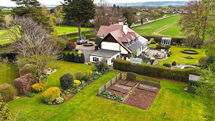 4 Bedroom Detached House For Sale In Moor Lane, Irton, Scarborough, YO12