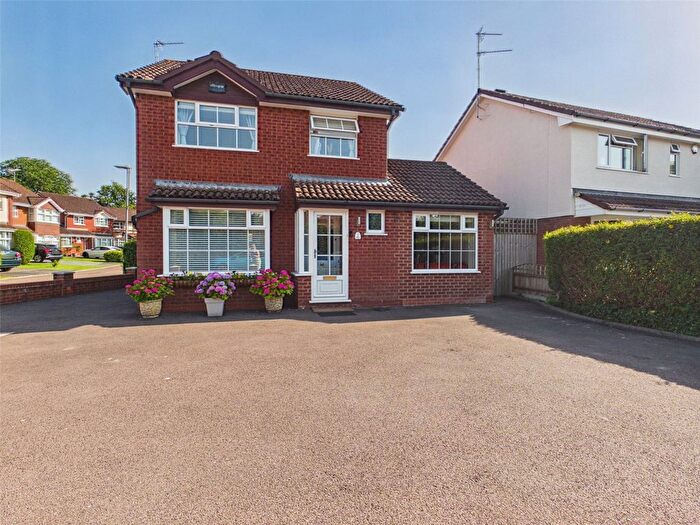 3 Bedroom Detached House For Sale In Churchview Drive, Barnwood, Gloucester, Gloucestershire, GL4