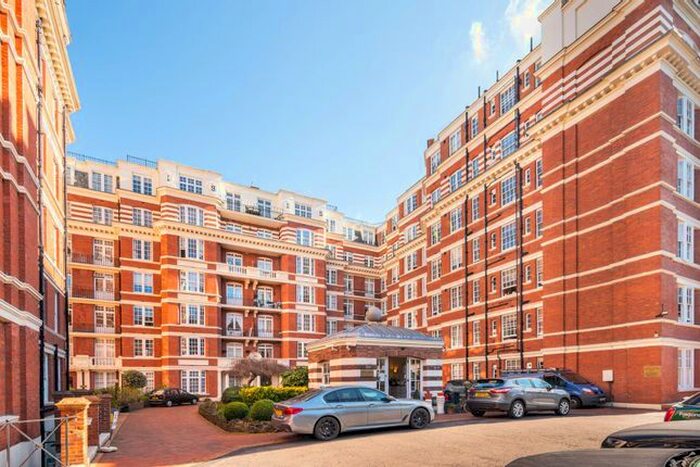 3 Bedroom Flat To Rent In Maida Vale, Maida Vale, London, W9