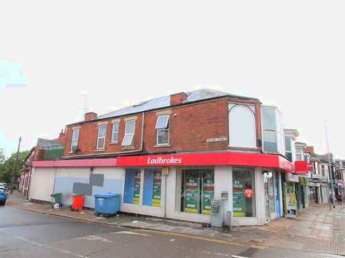 1 Bedroom Flat To Rent In Wellingborough Road, Northampton, NN1