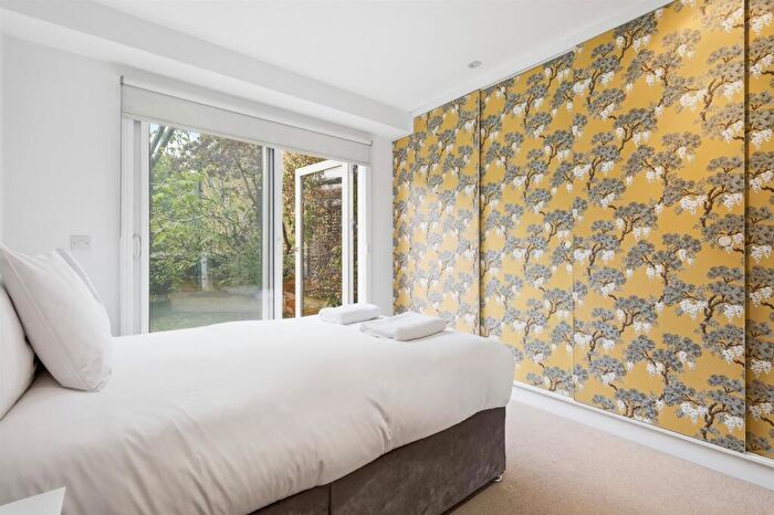 3 Bedroom Apartment For Sale In Hackney Road, Shoreditch, E2 - Photo 7
