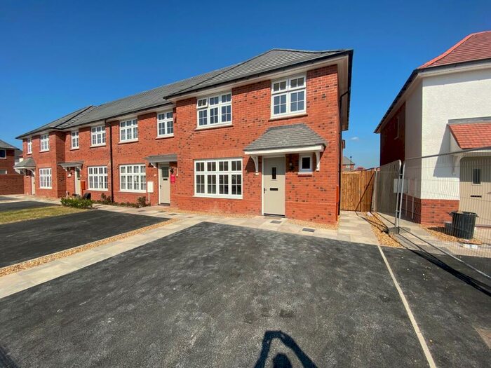 4 Bedroom House To Rent In Kellerman Road, Ledsham Village, CH66