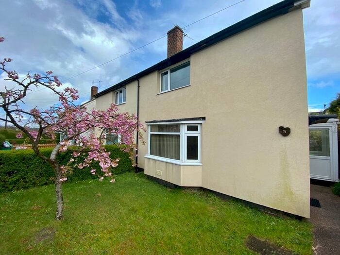 3 Bedroom House To Rent In Walcott Green, Nottingham, NG11