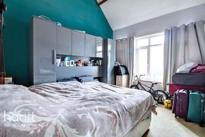 1 Bedroom Flat For Sale In Salisbury Street, Swindon, SN1