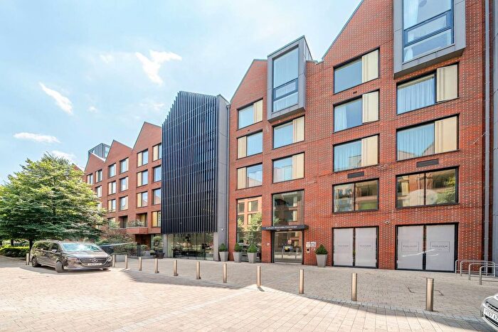 1 Bedroom Flat For Sale In Central Avenue, Fulham, London, SW6