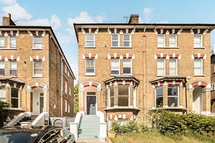 1 Bedroom Flat To Rent In Churchfield Road, Ealing, W13