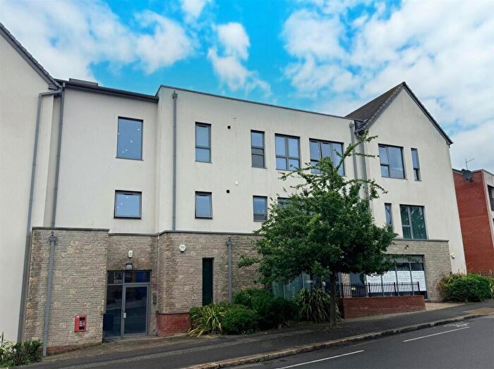 2 Bedroom Flat For Sale In Devonport, Plymouth, PL1