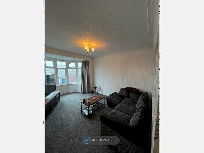 2 Bedroom Flat To Rent In Balkwell Avenue, North Shields, NE29