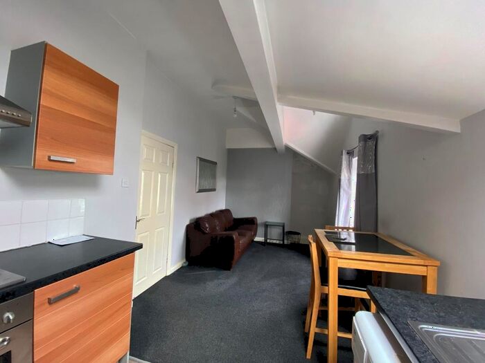 1 Bedroom Flat To Rent In St. Johns Road, Waterloo, Liverpool, L22