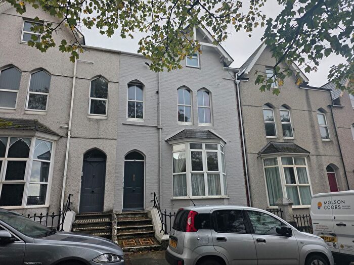 1 Bedroom Flat To Rent In Napier Terrace, Plymouth, PL4