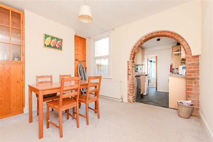3 Bedroom Terraced House For Sale In Catherine Street, Rochester, Kent, ME1